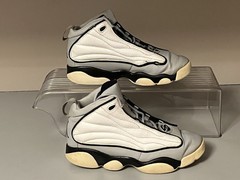 Jordan Pro Strong 3Y Gray White Black Kids Basketball Sneakers
