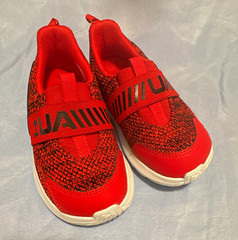 Under Armour UA Speed Swift Low Top Slip-On Sneakers 7 kids 7K Red/Black 3020934