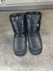 Size 10- Magellan Outdoors Youth Snow Boots