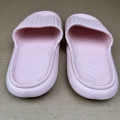 Kids Pink Lightweight Comfortable Summer Slides US Size 8–8.5 / EU 40-41 damage