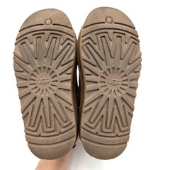 UGG Classic Ultra Mini Platform Boots Round Toe Kids‘ Chestnut Size US1 EU32.5