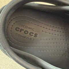 Crocs Iconic Comfort Classic Clogs Slip on Sandals Kids Size C 12 Children Blue