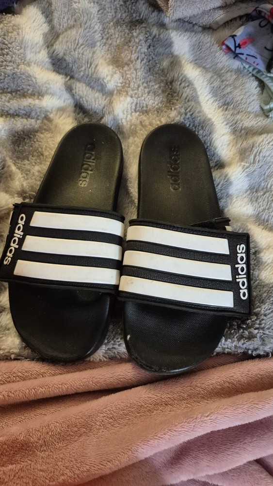 Adidas sandal/ slides.