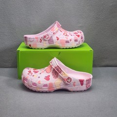 Crocs Classic Vday Clog K Pink Milk Hearts Kids Size J3 NWT