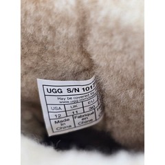 UGG Classic Short Boots Kids Size 12 Chestnut Suede Shearling 1017703K -Good