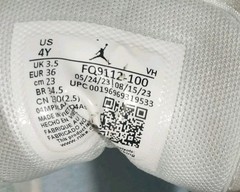 Nike Air Jordan 1 Low SE GS Glitter Swoosh FQ9112-100 Size 4Y Kids / Women 5.5