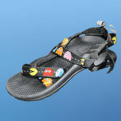 Kid’s Chaco PAC-MAN 80s Arcade Classic Z/Sandals Size Youth 2 Excellent Shape