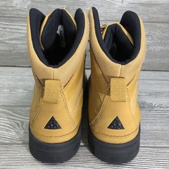 Nike Woodside 2 High ACG Brown/Tan Boot Hiking Size 7 Youth Or Women Size 8.5