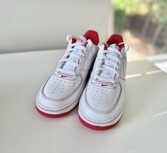 NEW AUTHENTIC NIKE AIR FORCE 1 White University Red CW1575 100 (GS) Youth size 7