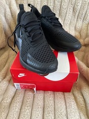 Size 7 (GS) – Nike Air Max 270 Low Triple Black