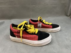 Vans Boy’s Old Skool The Simpsons Low Top El Barto Skate Shoes Multi Size 12.5