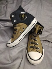 Converse All Star Chuck Taylor Junior Size 1 Sneakers 645224F Green And Black