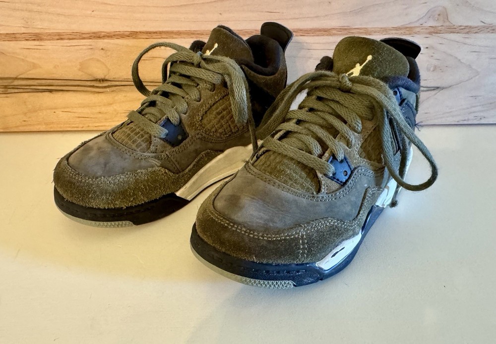 Air Jordan 4 Craft Medium Olive Kids 11.5c Children EUC FB9929-200 Sneakers