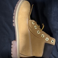 Timberland 6 Inch Classic Boot Wheat, Junior’s Size 5.5, 12909M