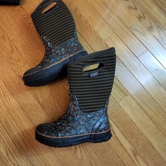 Bogs K Classic Flowers Sz 3 Pull-On Brown Floral Rubber Waterproof Mid-Calf Boot