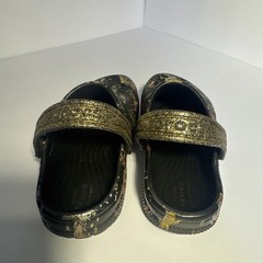 Crocs Harry Potter Classic x ‘Vera Bradley’ Clogs Kids Size 13 Wizard Puppy See