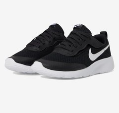 Nike Kids Tanjun EasyOn (Big Kid) Black 2Y