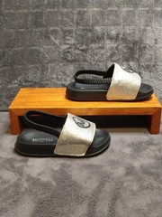 Michael Kors MK Logo Toddler 7 Jett Charm Silver Glitter Slip-On Strap Sandals
