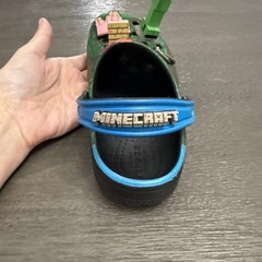 MINECRAFT CREEPER CLASSIC CLOG CROCS, Child’s Size 11.