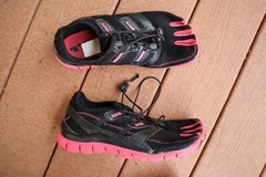 Black & Pink Textile & Synthetic FILA SKELETOES Athletic Shoes Big Kids US 6
