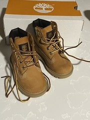 Timberland Classic 6in Waterproof Boot Wheat Nubuck Kids Size 5