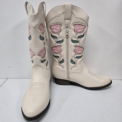 Kids‘ Emberly Embroidered Western Boots – art class Ivory Mid Calf Size 5