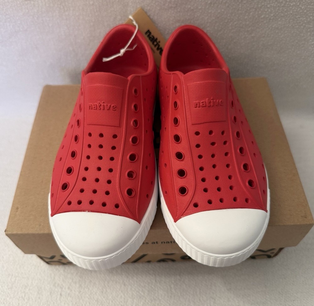 NATIVE Jefferson Shoe NIB Torch Red Shell White Kids C12 Slip-on $50 NEW
