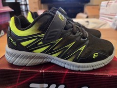 NEW FILA Kid’s Size 12 Fantom 8 Strap Sneakers – NWB