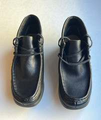 Clarks Wallabee Boot Smooth Black Leather Size 2.5 KIDS / JUNIORS