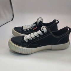 Levis Black Canvas Red Tab Rubber Sole Lace Up Athletic Sneakers Kids Sz 12