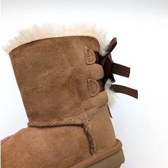 UGG Mini Bailey Bow II Boots Toddler/Little Kids Chestnut Size US7 EU23.5