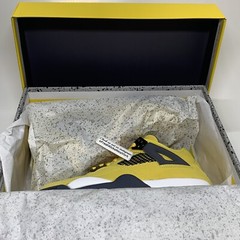 Jordan 4 Lightning Grade School Size 6.5Y 408452-700 AirJordan Retro Tour Yellow