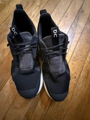 On Cloud Sky For Youth Black Eclipse Running Shoe Youth 6 Unisex with Cloudtec