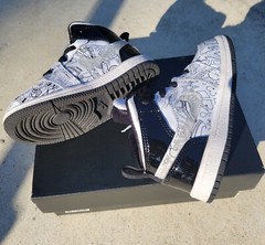Jordan 1 Mid SE (TD) Size 7c White / White Black Volt