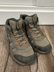 Merrell Oakcreek Mid Waterproof hiking boots Size Youth 6