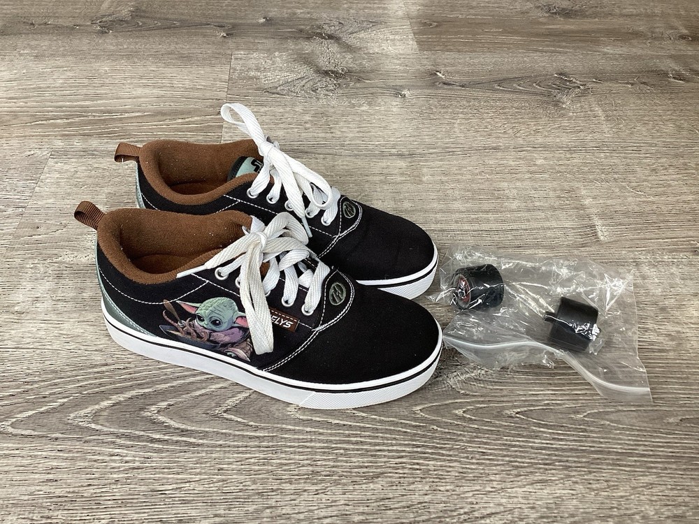 Heelys Pro 20 Prints Boys 5 Mandalorian Star Wars Black Bison Lily Pad Sneaker