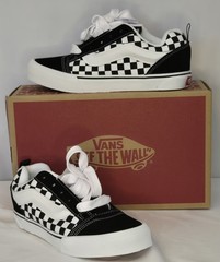 NIB Checkerboard VANS Knu Skool Sz 6 US Juniors
