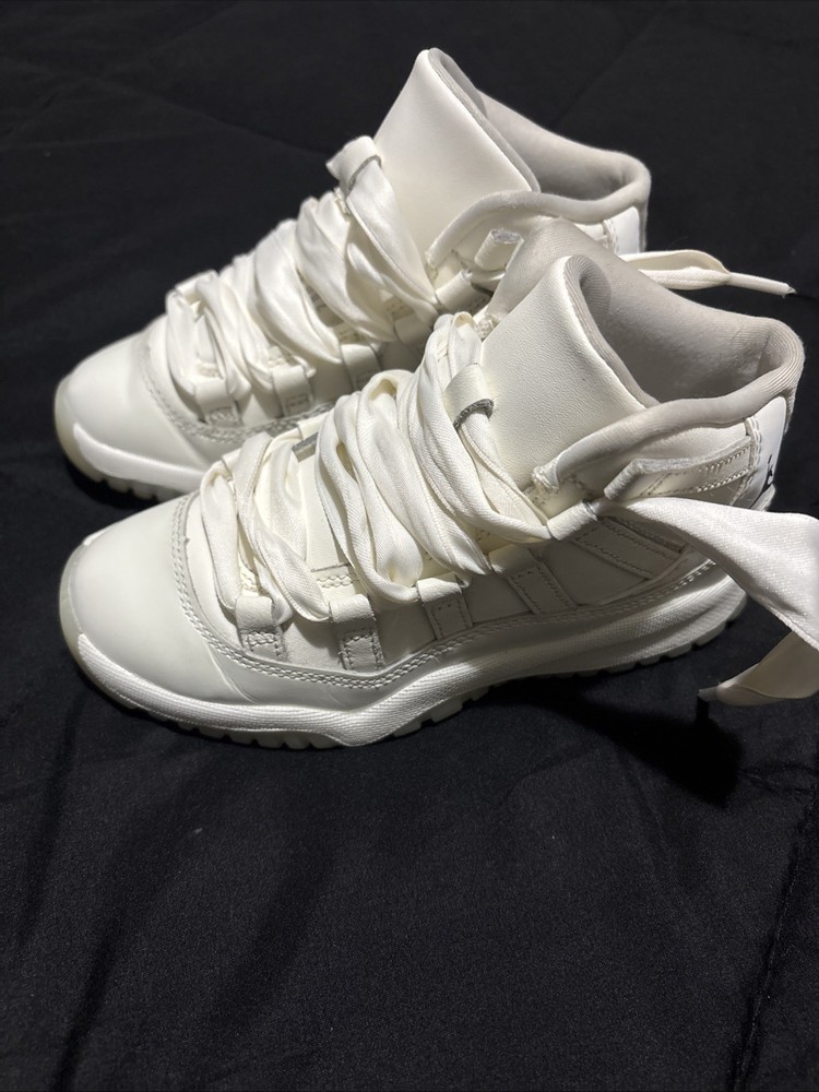 Jordan 11 Retro Ps Size 12c Sail Pearl Grey White Voile