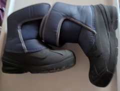 Thermolite Kids Black/Blue Sock Lined Unisex Snow Winter Boots Size 13