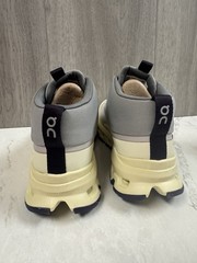 On Cloudhero Mid Waterproof Silver/Seedling Unisex Kids US 4 EU 36 Sneakers