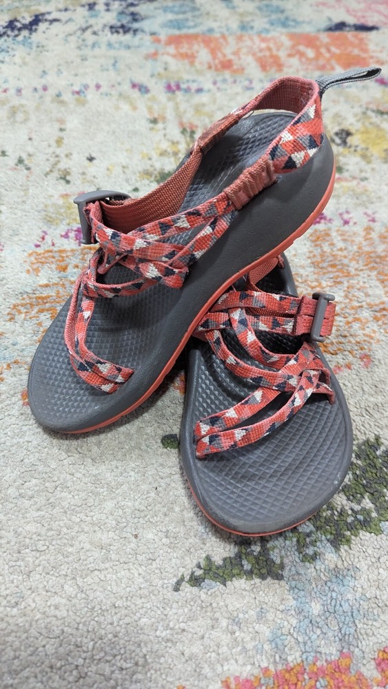 Chaco ZX/1 Ecotread Youth Kids Size 2 Red, Orange, Grey