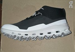 Cloudhero Mid Waterproof Mid Top Youth Sneakers Black/White US 3.5 EU 35.5