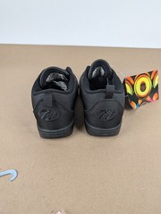 NEW Heelys Pro 20 Boys Kids Sz 4 All Black Lace-Up Skate Wheel Sneaker Shoes