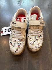 2026 Aldi Disney Mickey Mouse Children’s Sneaker Size 2 NIB