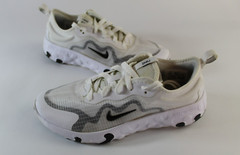 Nike Renew Lucent White Running Shoes Sneakers Youth Size 6.5Y Clean EUC