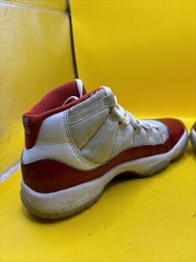 Air Jordan (GS) 11 Retro „CHERRY“ 2022 – Size 4Y – 378038 116 (10801-4)