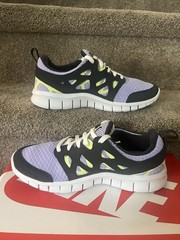 Nike Free Run 2 Purple Pulse Silver Black Youth SZ 5.5Y/ Women’s 7 DD0163-500