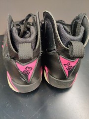 Nike Air Jordan 7 Retro size 3Y Hyper Pink Black girls kids Sneakers 442961-018