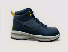 Nike Manoa Boots Youth Size 4.5 Obsidian/Summit White/Opti Yellow BQ5372-401