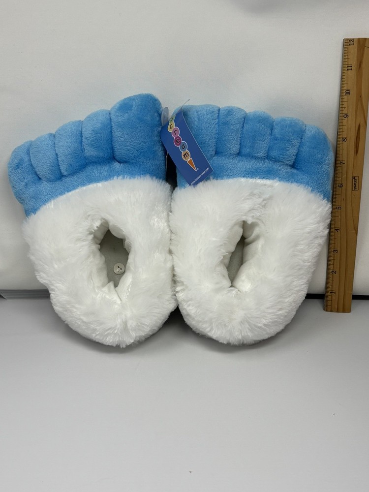 Iscream Yeti Abominable Snowman Feet Kids Slippers Blue & White Sz Small 1-3